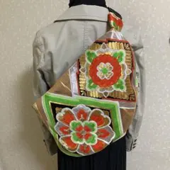 黒地帯リメイクバッグ　三日月型ショルダー　ボディバッグ　和柄　ハンドメイド