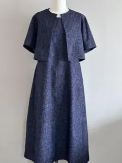♪着物リメイク♪ 藍色　薔薇づくし結城紬　シンプルワンピースとボレロジャケット