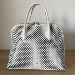 【希少】FURLA フルラ　パンチングレザーバック　白