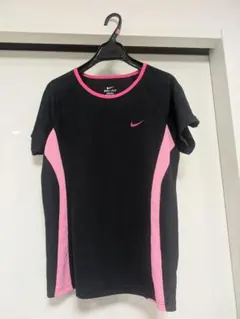 セール！！Nike DRI-FIT トレーニングトップ ブラック/ピンク