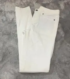 ジーユー　gu ホワイト　ウルトラストレッチスキニーパンツ　58　ブラック