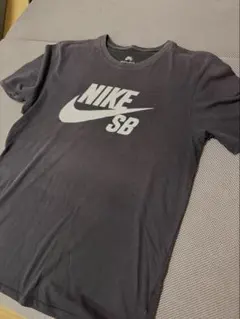 NIKE SB 半袖tシャツ　ブラック