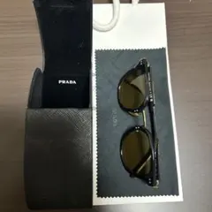 永野芽郁着用 PRADA プラダ ラウンド型 サングラス SPR17Y ブラック