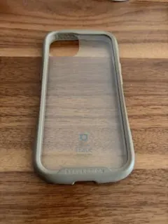 iFace Reflection ケース iPhone 13 ベージュ