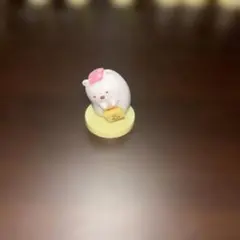 すみっコぐらし　チョコエッグのフィギュア　　11 しろくま
