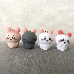 【ちいかわフィギュア4点セット】ちいかわ/モモンガ/古本屋/まとめ売り