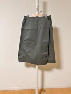 UNIQLO オリーブグリーン ラップスカート　Lサイズ