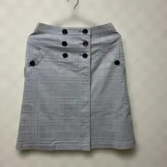 Burberry ひざ丈スカート チェック柄 グレーのサムネイル
