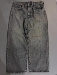 【GU】バレルレッグジーンズ ヴィンテージ加工