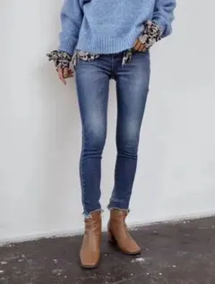 【値下げ】Ungrid ハイウエストフレイドヘムストスリ