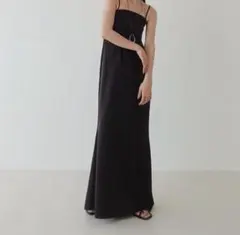 aluna satin flare skirt 未使用 【完売のサイズ1】 - メルカリ
