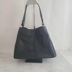 プリニオ・ヴィソナ　レザーバッグ　ゴールドプレート　ブラック　ハンドバッグ