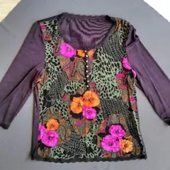 13号 伊太利屋 花 派手柄 ノーカラージャケット 装飾ボタン　 N2818 クールドッツストレッチ花柄 ジャケット（JKJHSM0501