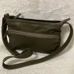 美品 genten ゲンテン ゴートベーシック ボディ ショルダーバッグのサムネイル
