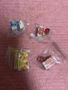 リプトン　ミニチュア食品キーホルダー4個セット
