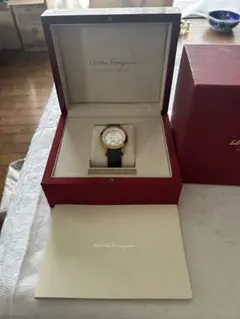 Salvatore Ferragamo 【サルバトーレフェラガモ】腕時計スイス製のサムネイル