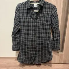 【ユニクロUNIQLO】グレーチェック柄長袖シャツ　サイズM