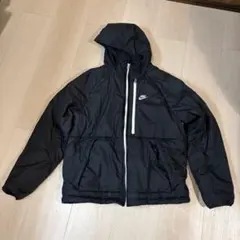 Nike THERMA-FIT 黒 フード付きダウンジャケット