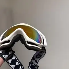 Item thumbnail for item 6ae9162b-f222-43e9-a725-a43467286b4d