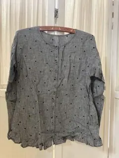 ドット柄フリル裾長袖シャツ