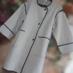 しまむら Hok trishノーカラーコート アイボリーパイピングオーバーサイズ