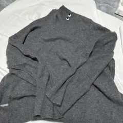 UNIQLO アニヤハインドマーチ　カシミヤセーター