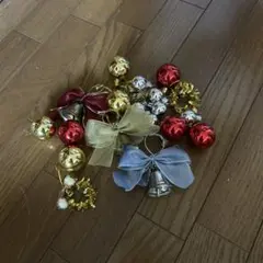 クリスマスツリー　飾り