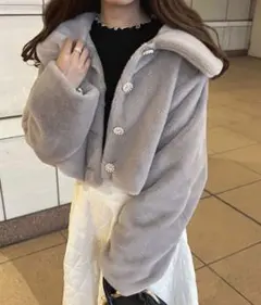 フェイクファーショートコートのサムネイル