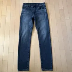 UNIQLO スリムフィットジーンズ ブラック