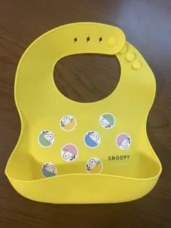 スヌーピー 食事用エプロン美品 イエロー ベビー用品