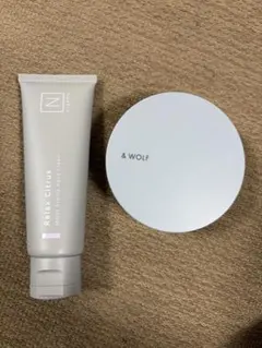 シロク　リキッドファンデーション　ハンドクリーム