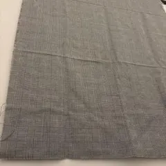 グレンチェック　服地　81✖️152cm 淡いグレー 硬めのウール？裏地？も同封
