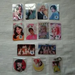 TWICE トレカ　キーホルダー　BLACKPINK　缶バッジ　まとめ売り