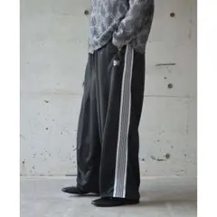 26ss needles H.D ヒザデルパンツ studious別注 黒 M - メルカリ