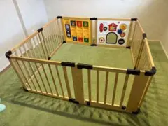 木のミュージカルキッズランドDX 　トイパネル付　ベビーサークル