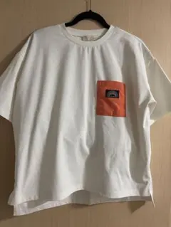 美品　しまむら　ロゴスデイズ　Tシャツ　M〜L