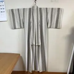 小紋 単衣　絣調縞模様 裄67cm 雨の日のお出かけ最強ポリエステルのサムネイル