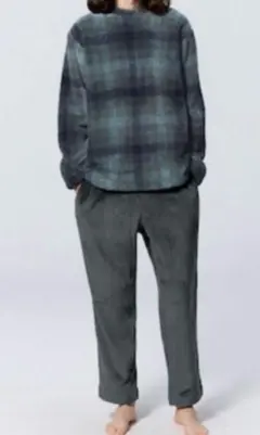 ジーユー　長袖、長ズボンマシュマロフィールラウンジセット 3XLサイズ