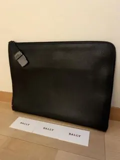 バリー　ドキュメントケースのサムネイル