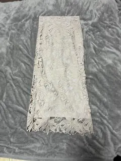 新品未使用tocco closet 花柄レース刺繍タイトスカート 上品フェミニン