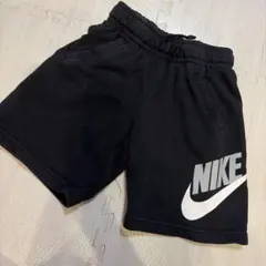 NIKE ハーフパンツ ブラック キッズ 120-130cm ジュニア　黒　ロゴ