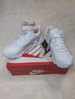 ナイキ RYZ365 2 レディース25.5m 厚底