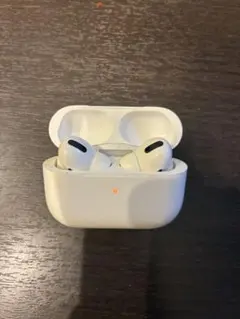 AirPods Pro 本体 充電ケース付き ホワイト