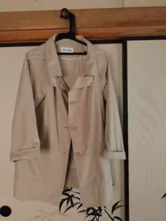Hanae Mori トレンチコート サイズ38 ベージュのサムネイル