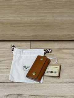 新品未使用　IL BISONTE　レザー キーケース