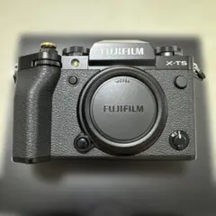 【保証付】美品 FUJIFILM X-T5 ブラック ボディ本体のサムネイル
