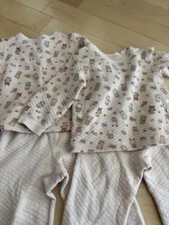 UNIQLO キルトパジャマ　100