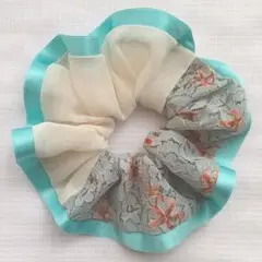 445. ハンドメイドシュシュ