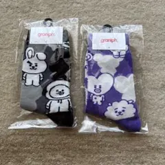完売！新品グラニフ　BT21 ソックス　ブラック＆パープル2足23〜25　BTSのサムネイル