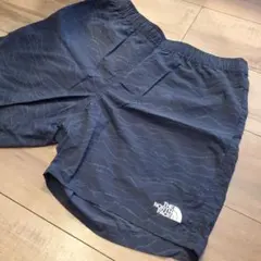 THE NORTH FACE ショートパンツ ブラック 山柄のサムネイル